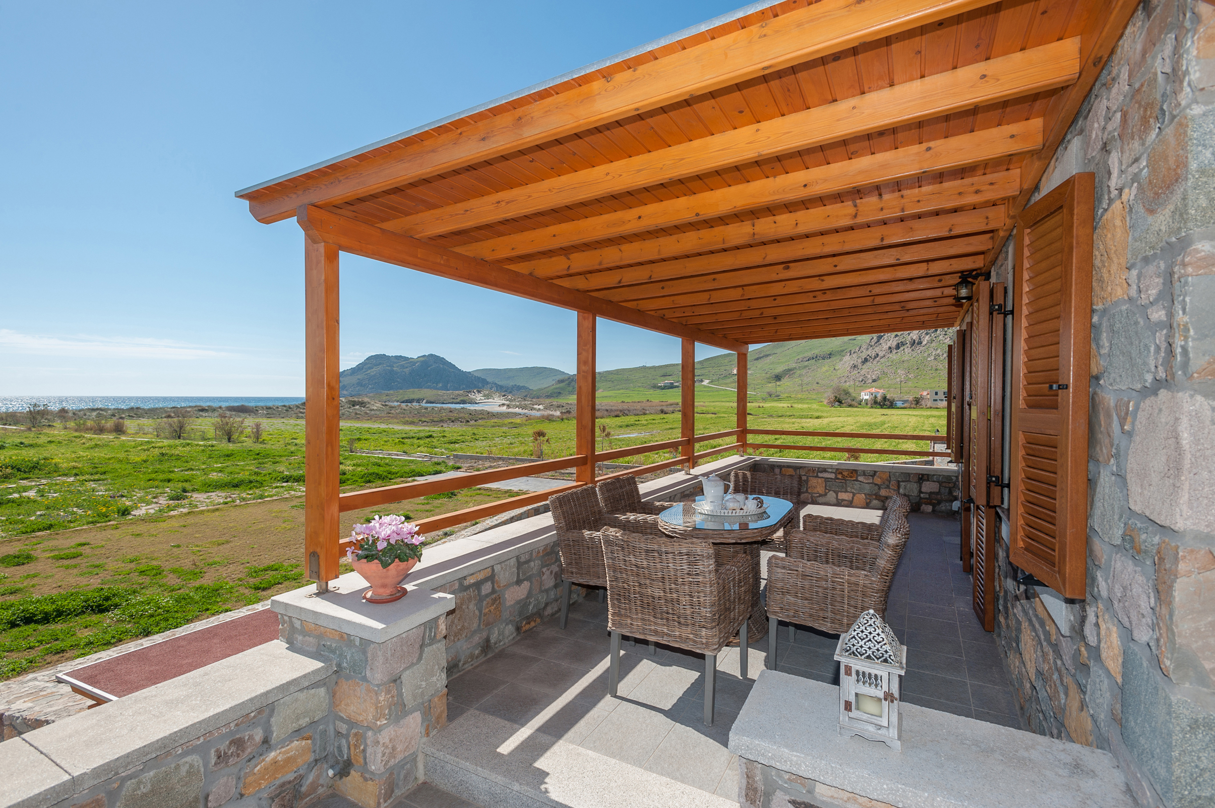 Evgatis Beach Stone Villas